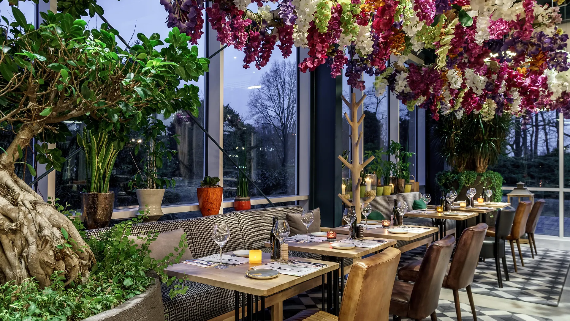 Holiday Inn Hotel Brussels Airport By Ihg Diegem