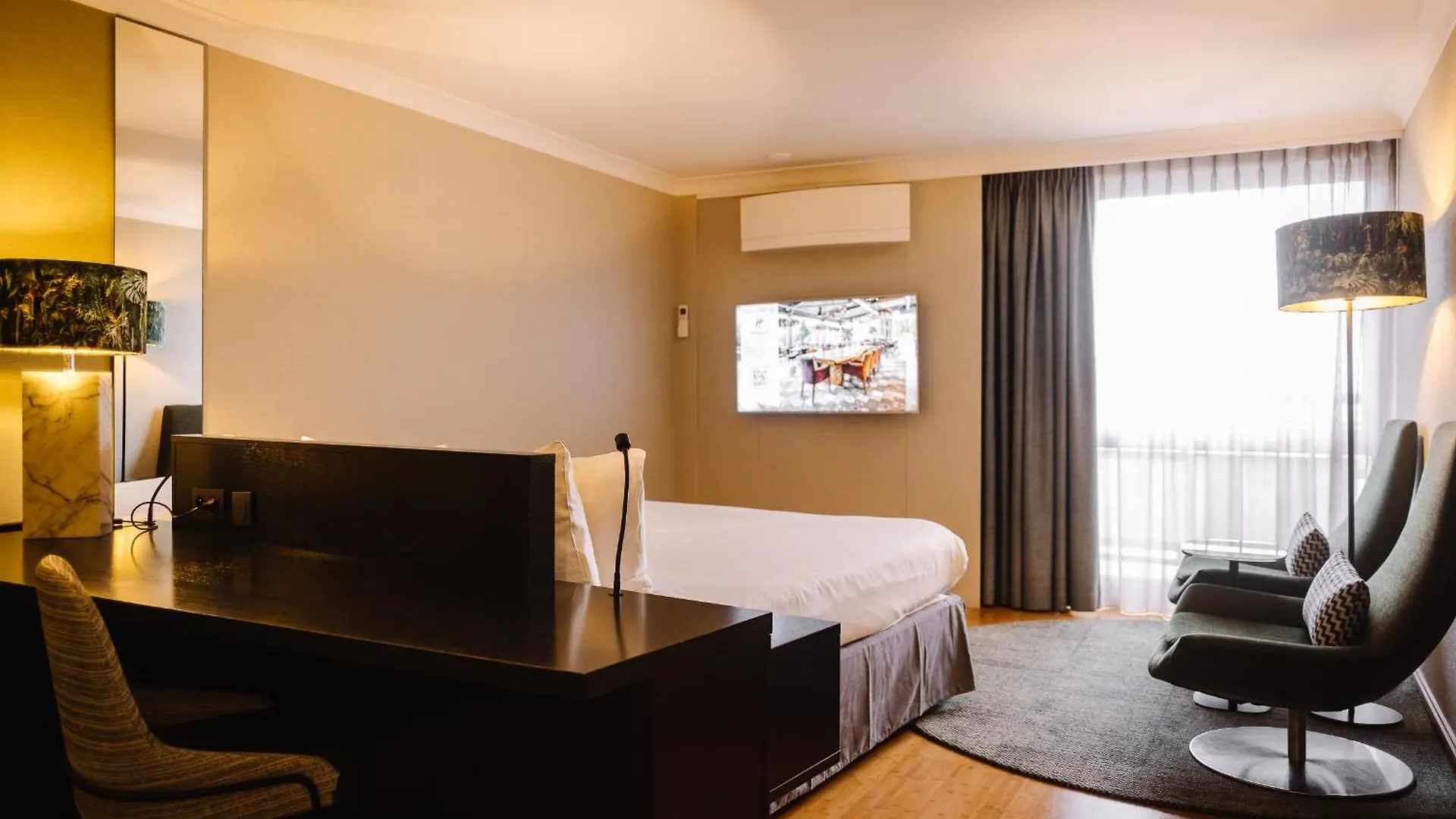 Holiday Inn Hotel Brussels Airport By Ihg Diegem