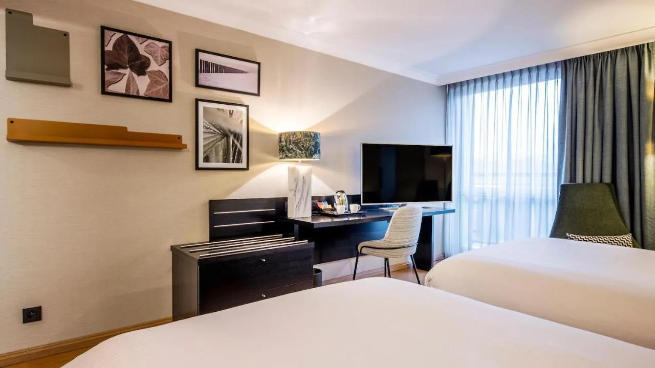 Holiday Inn Hotel Brussels Airport By Ihg Diegem