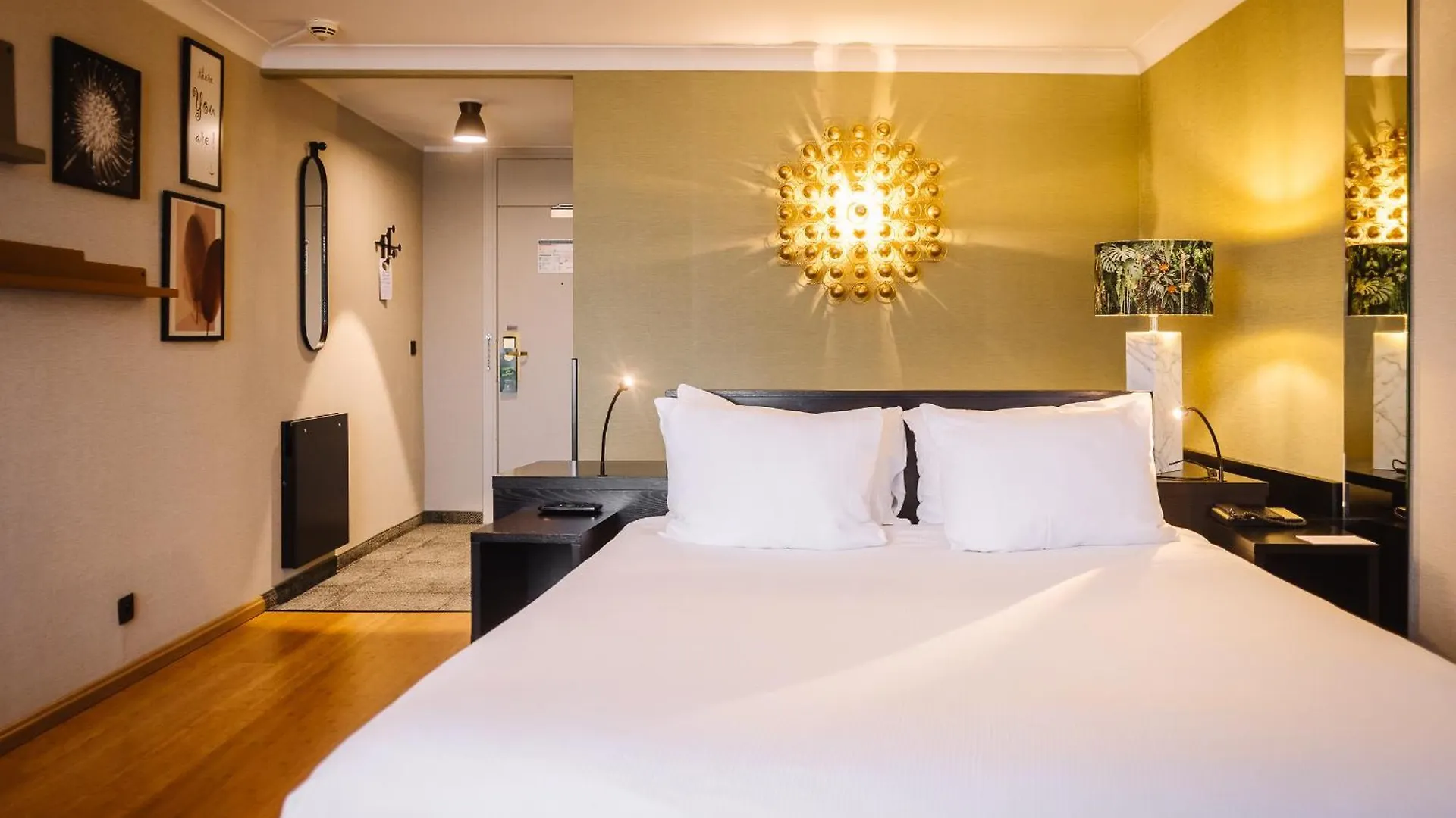 Holiday Inn Hotel Brussels Airport By Ihg Diegem