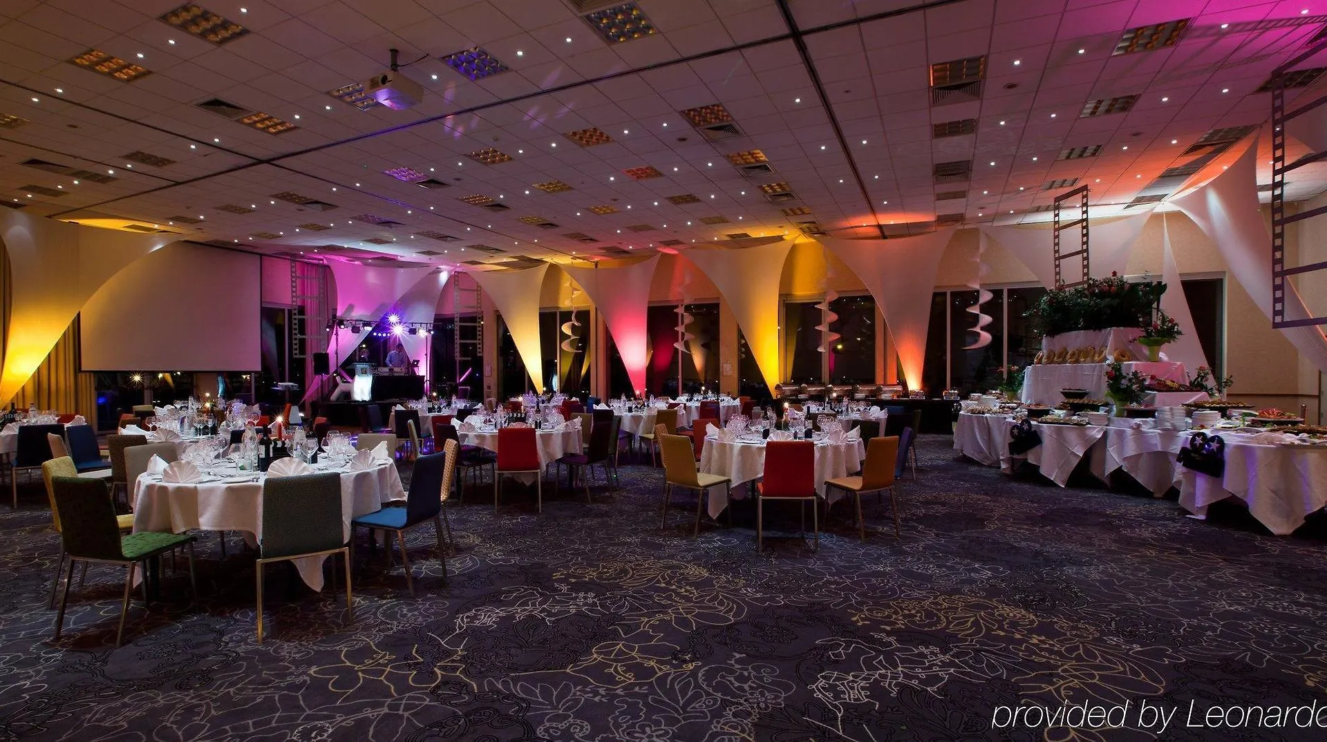 Holiday Inn Hotel Brussels Airport By Ihg Diegem